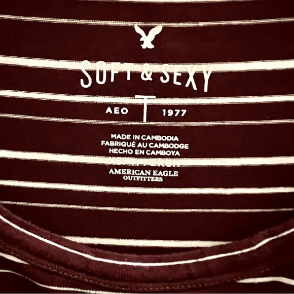 American Eagle Long Sleeve - Picture 2 of 3